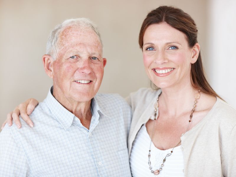 Eldre mann og yngre kvinne - arver man gjeld?